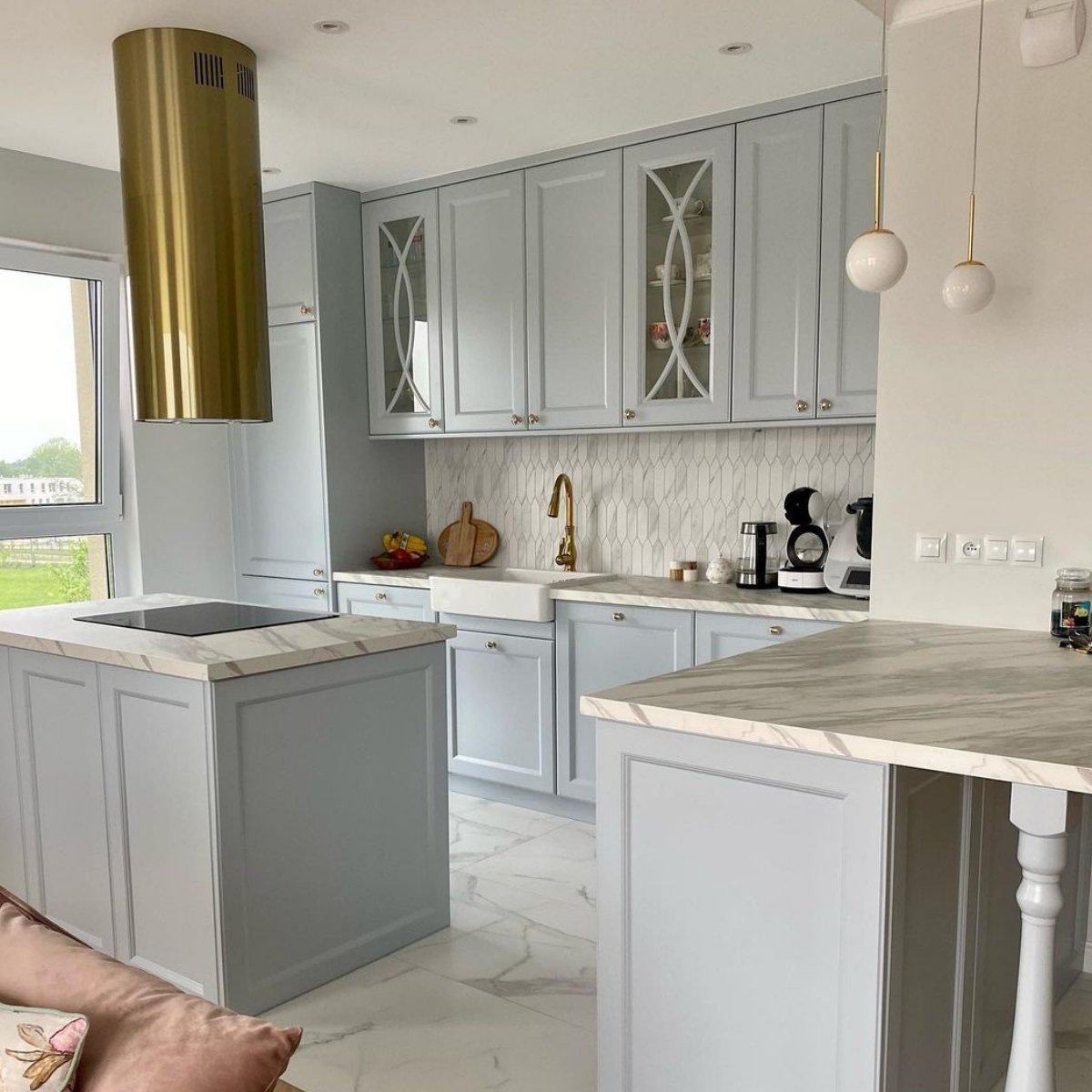 Wnętrze Sylwii Chełstwoskiej z mozaiką Raw Decor